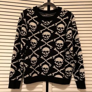 Skull sweater